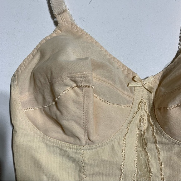 VINTAGE shape wear bodysuit wit cup size C 34 - Picture 6 of 7